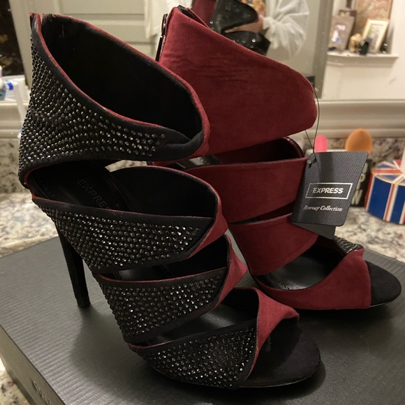 Express Runway Collection Heels - Picture 1 of 5